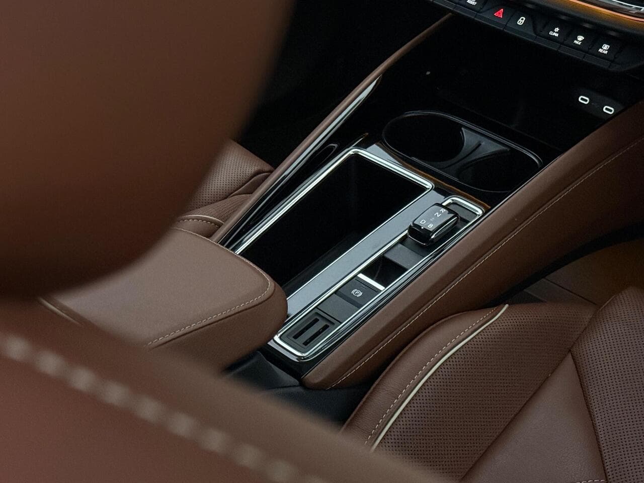 Skoda Enyaq thumbnail Interior Front