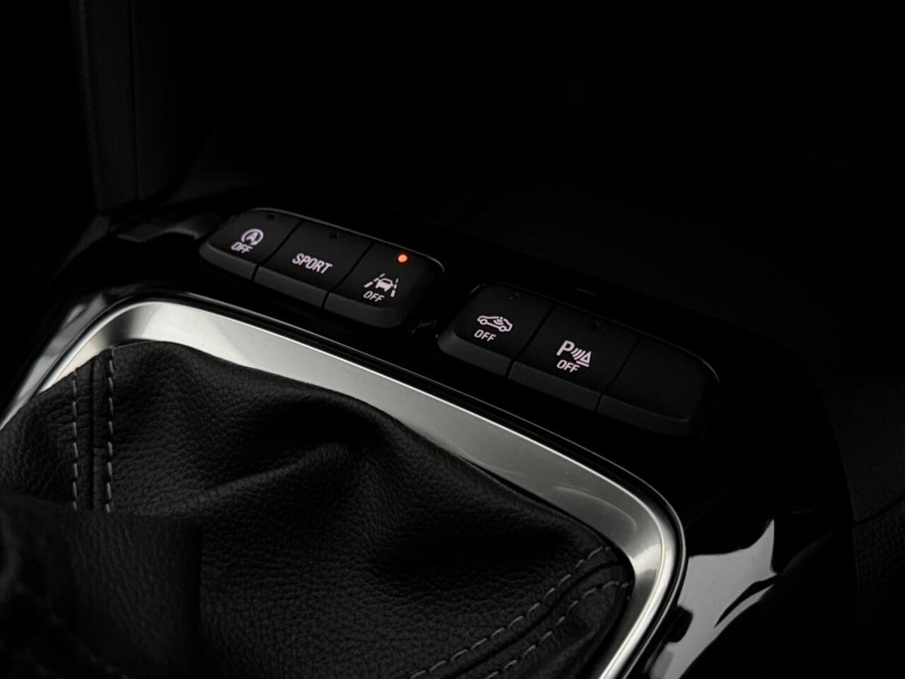 Vauxhall Corsa thumbnail Misc Controls
