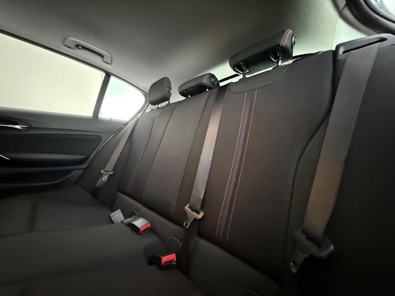 BMW 1 Series thumbnail Seats Rear