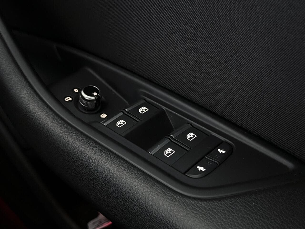 Audi A4 thumbnail Misc Controls