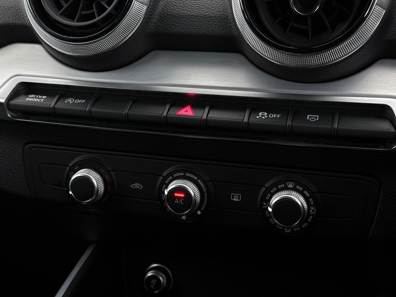 Audi Q2 thumbnail Inconclusive