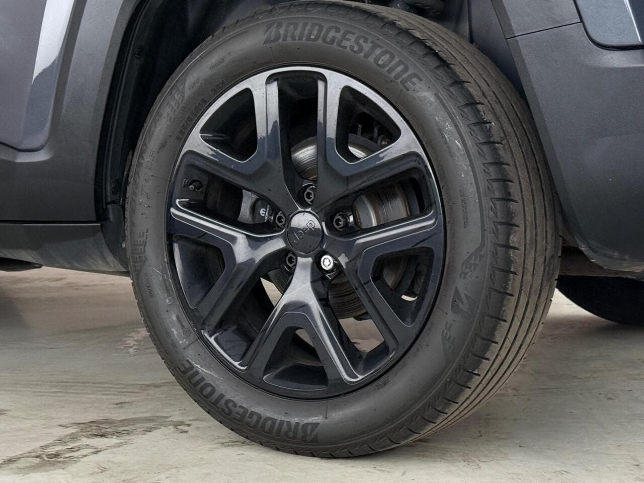 Jeep Renegade thumbnail Wheel