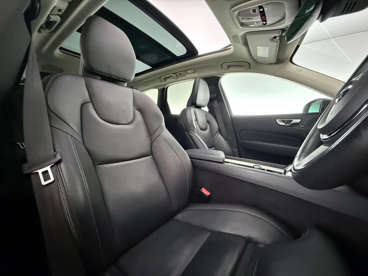 Volvo XC60 thumbnail Seat Driver