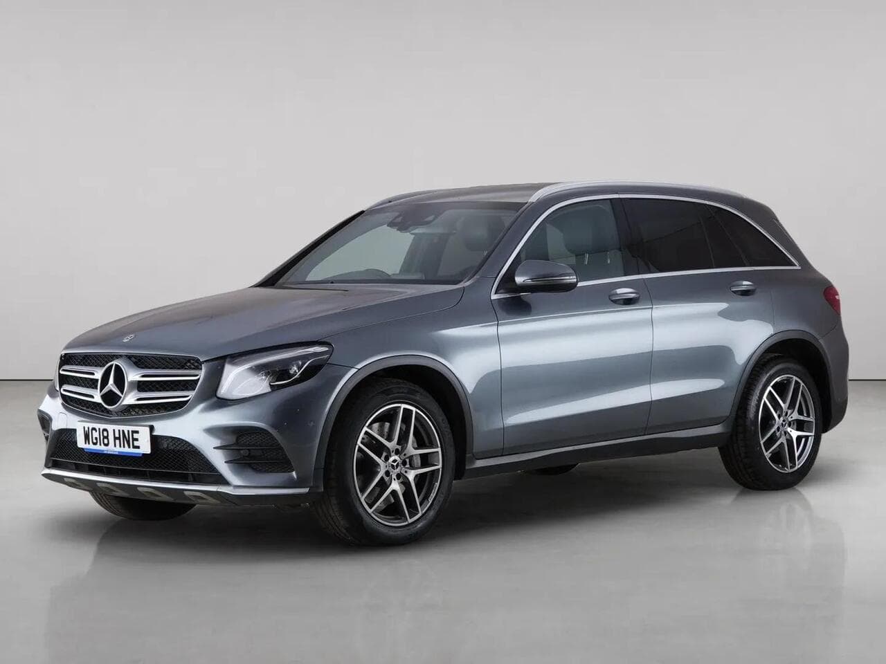 Mercedes-Benz GLC thumbnail Front Left