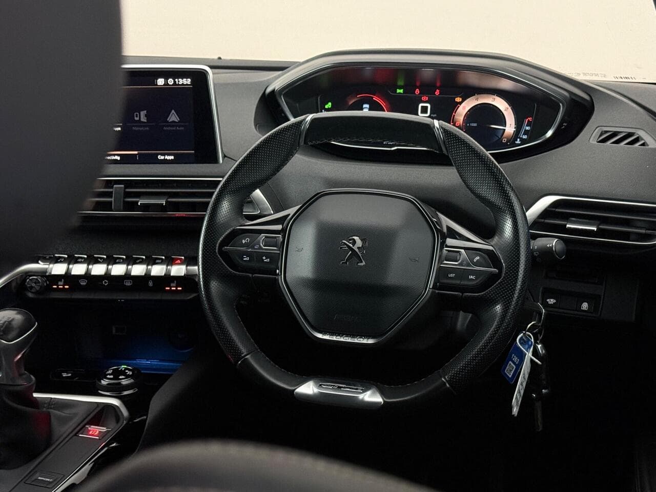 Peugeot 5008 thumbnail Steering Wheel