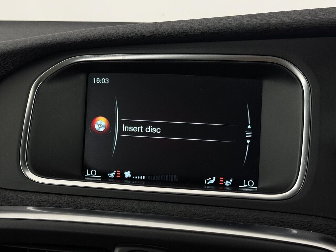 Volvo V40 thumbnail Misc Controls