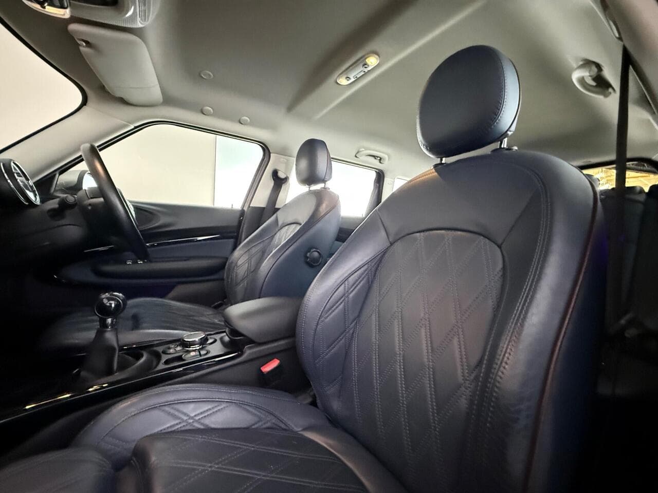 MINI Clubman thumbnail Seat Front Passenger