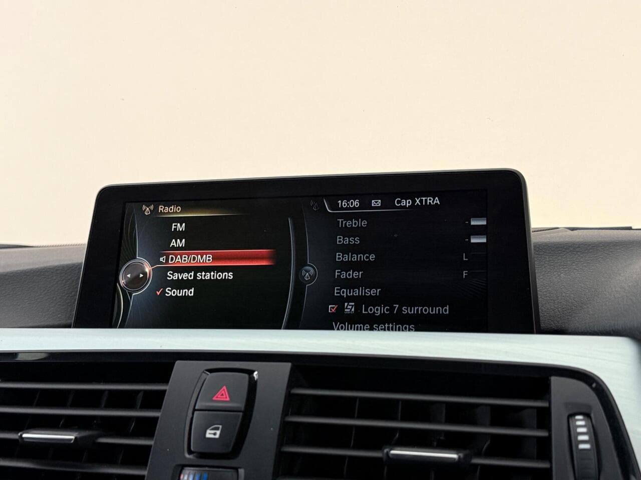 BMW 3 Series thumbnail Infotainment System