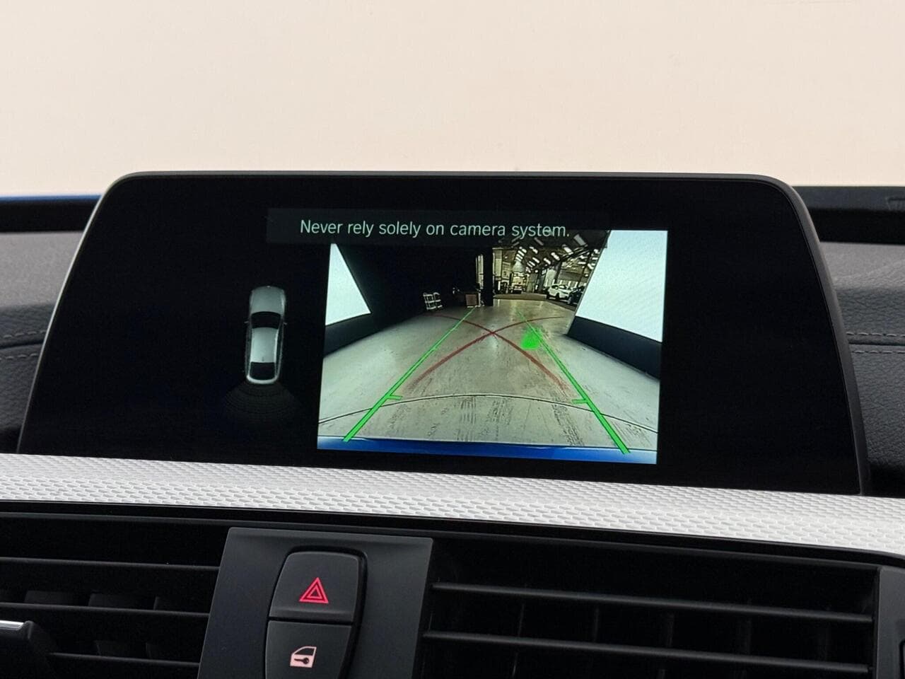 BMW 3 Series Gran Turismo thumbnail Infotainment System