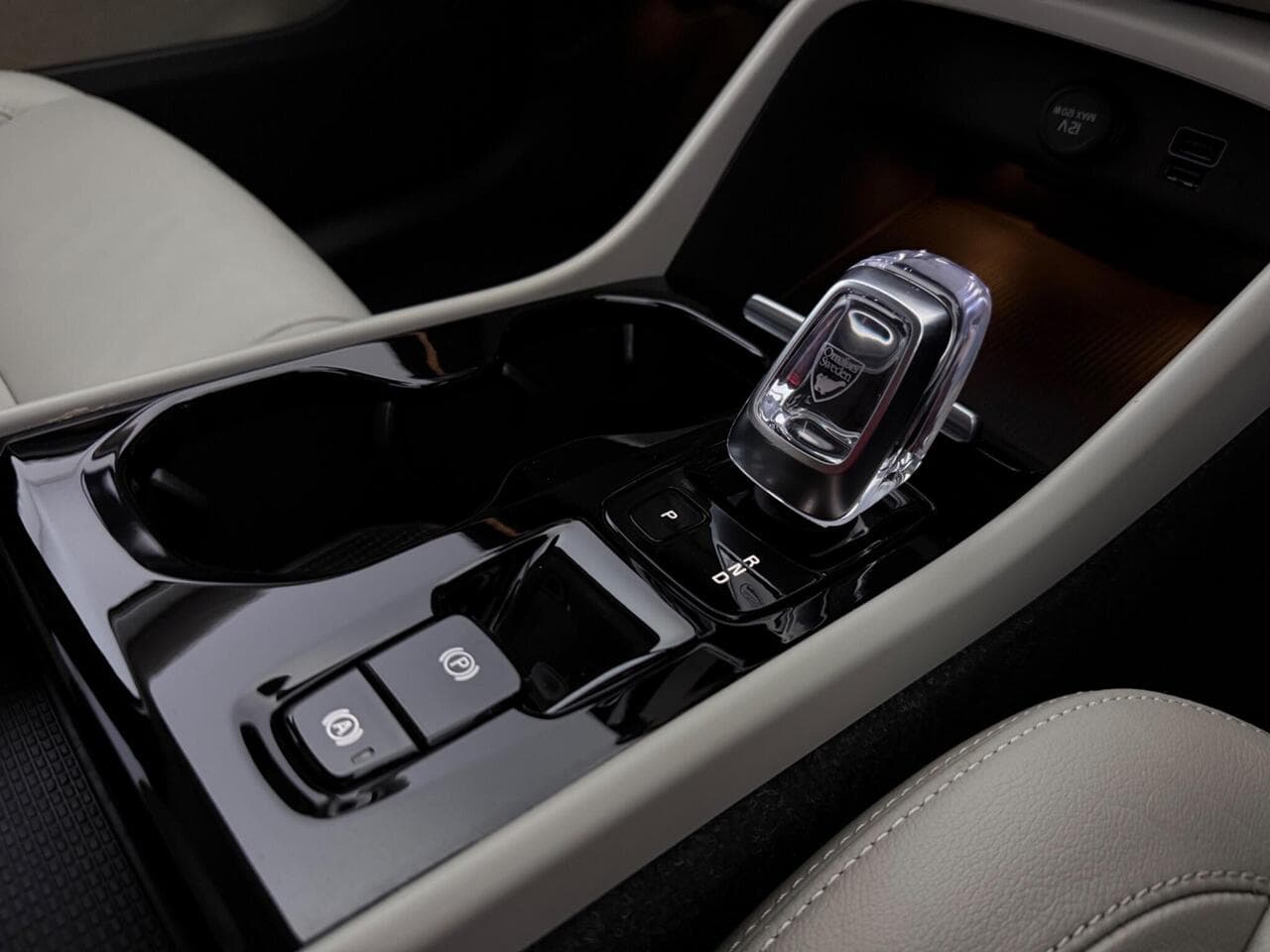 Volvo XC40 thumbnail Interior Front