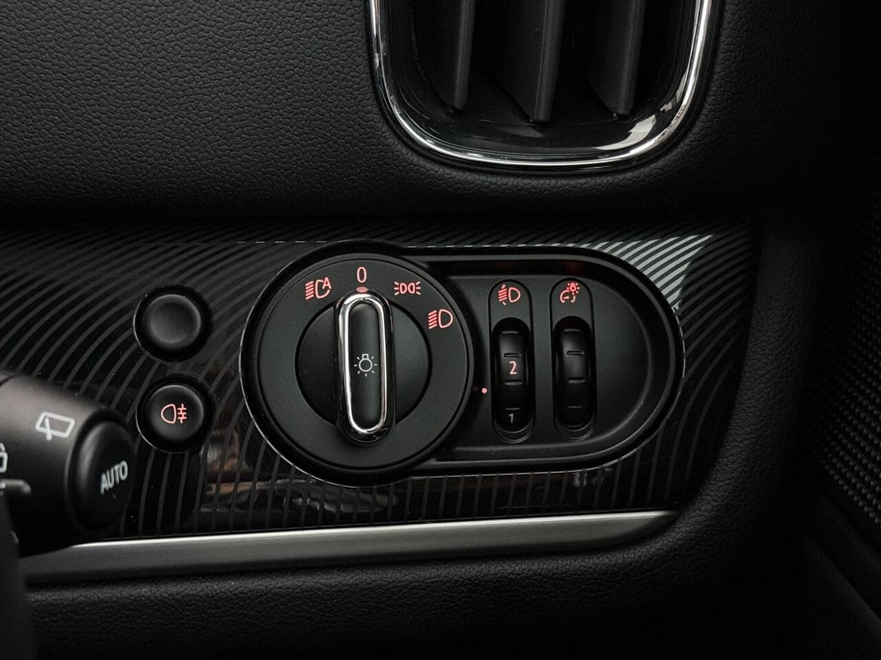 MINI Countryman thumbnail Misc Controls