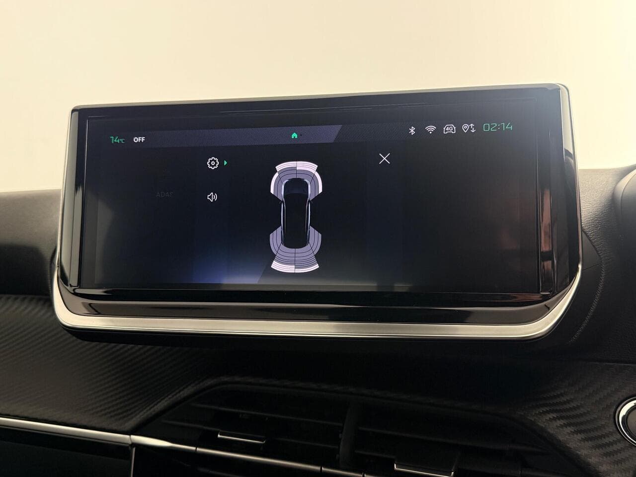 Peugeot 2008 thumbnail Infotainment System