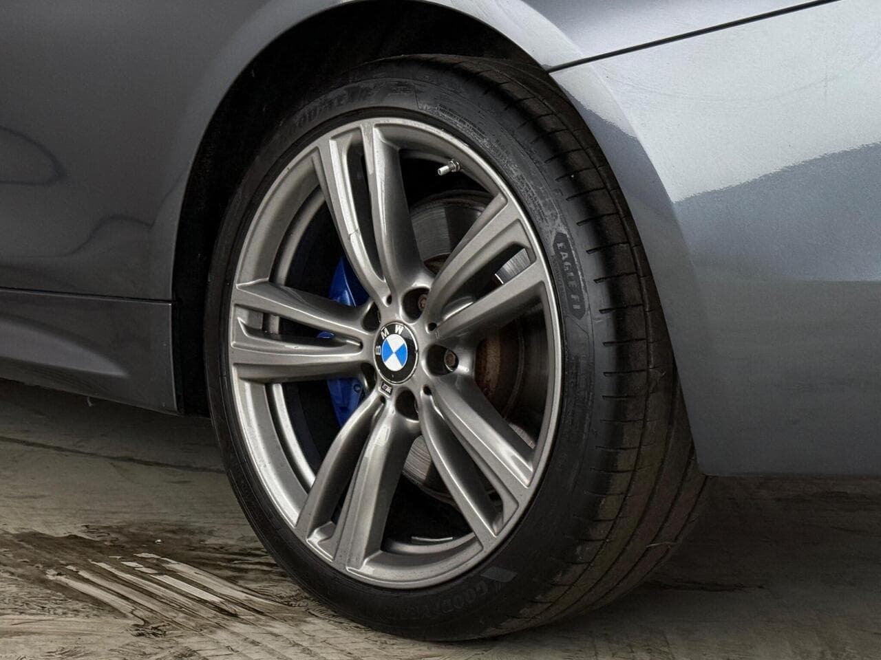 BMW 4 Series thumbnail Wheel