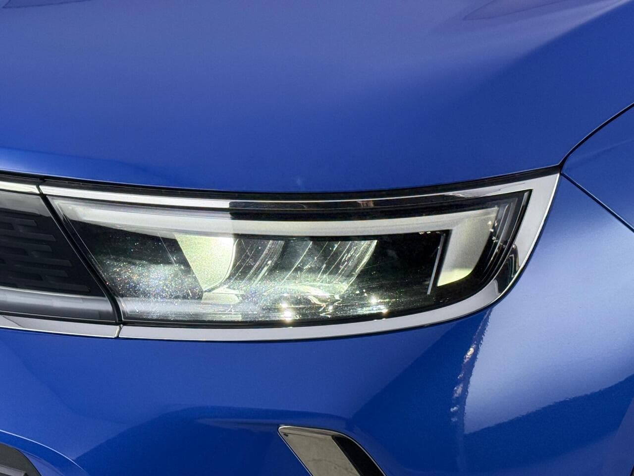 Vauxhall Mokka thumbnail Lights Front