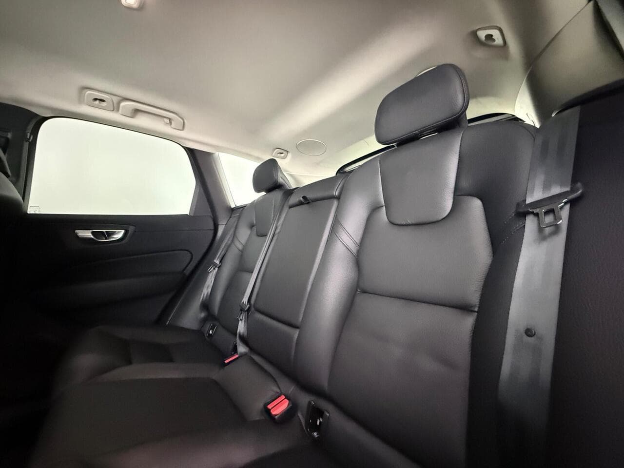 Volvo XC60 thumbnail Seats Rear