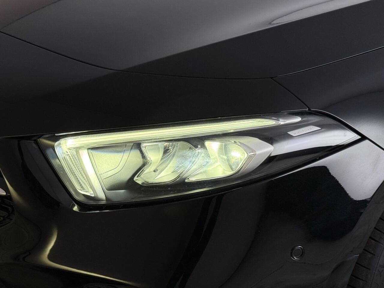 Mercedes-Benz A Class thumbnail Lights Front