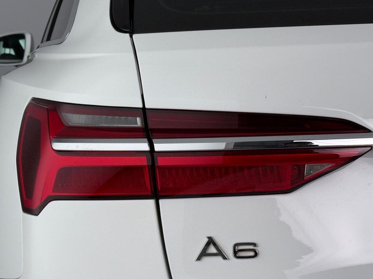 Audi A6 Avant thumbnail Lights Rear