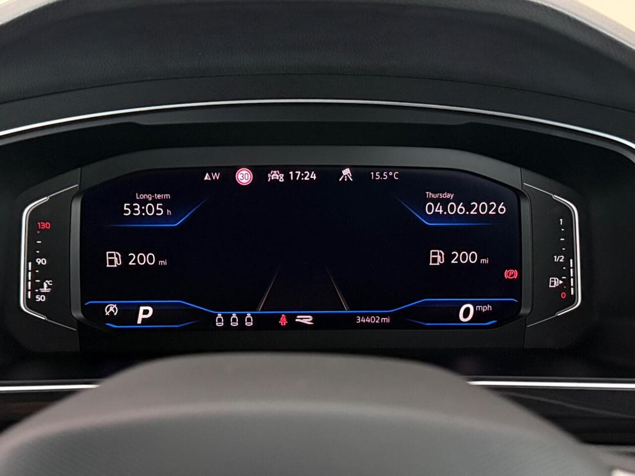Volkswagen Tiguan thumbnail Driver Instruments