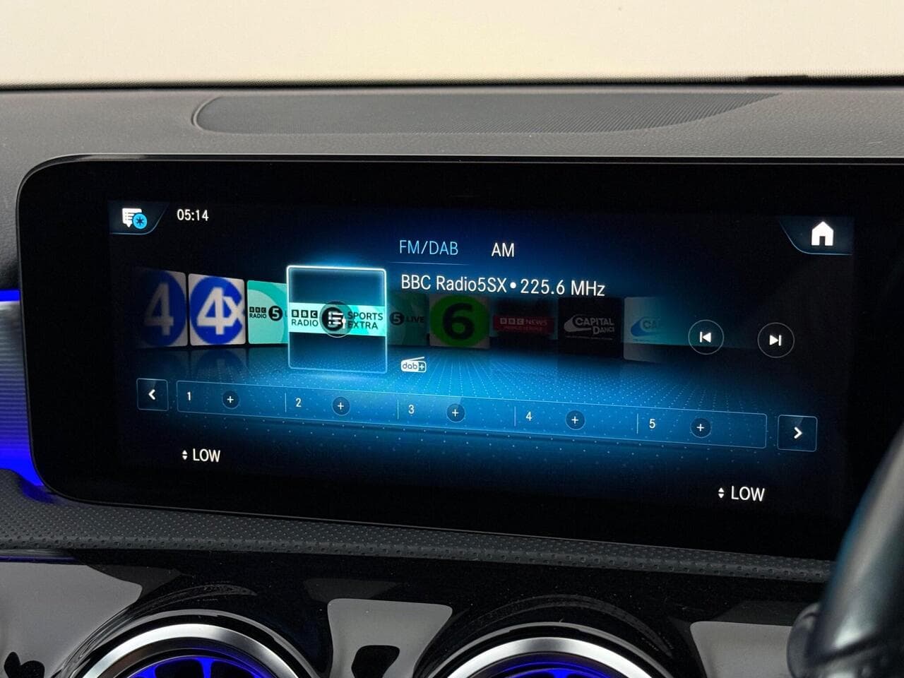 Mercedes-Benz A Class thumbnail Infotainment System