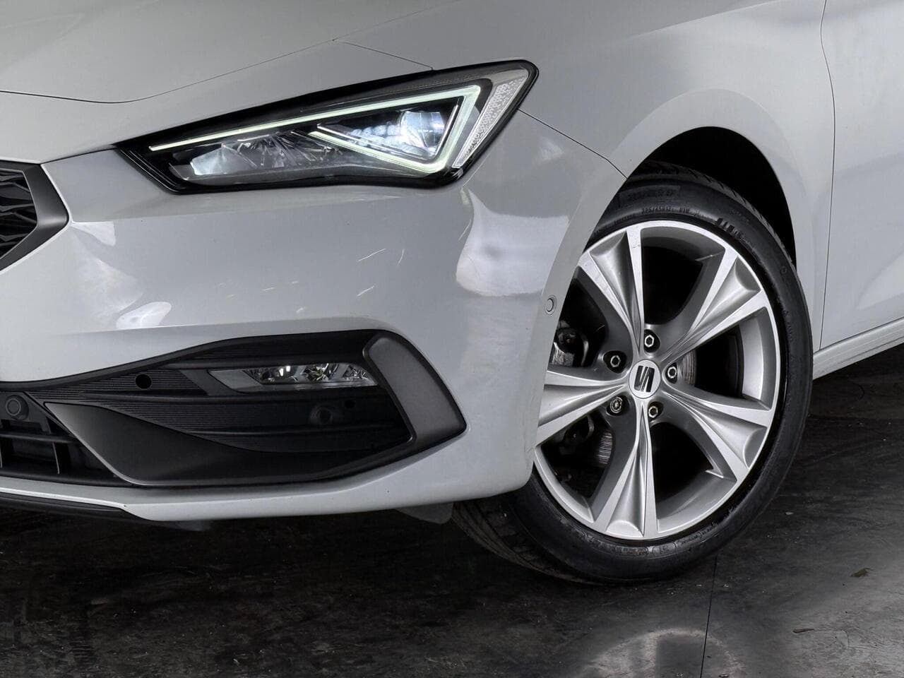 SEAT Leon thumbnail Wheel