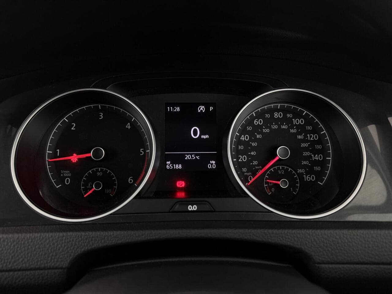 Volkswagen Golf thumbnail Driver Instruments