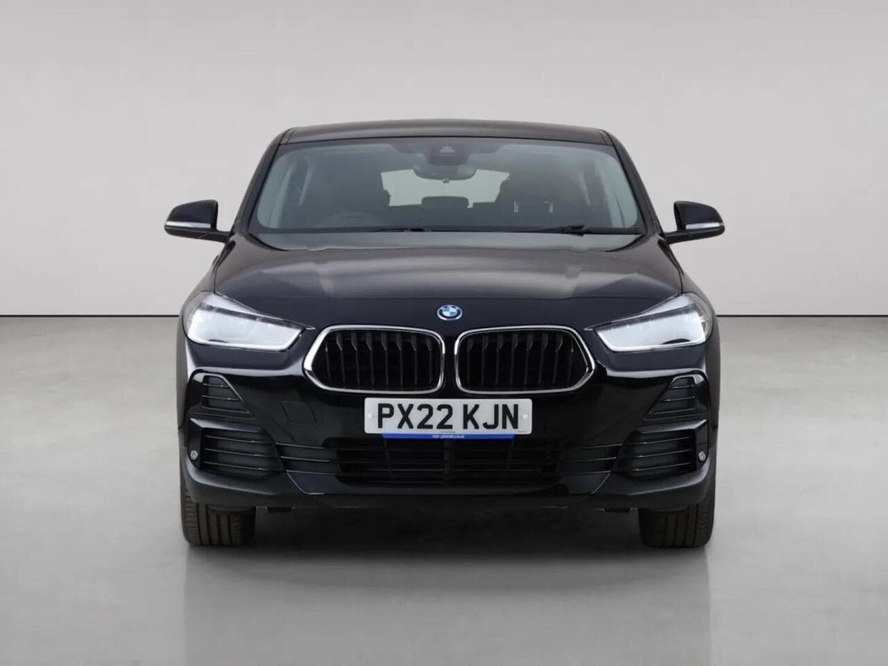 BMW X2 thumbnail Front