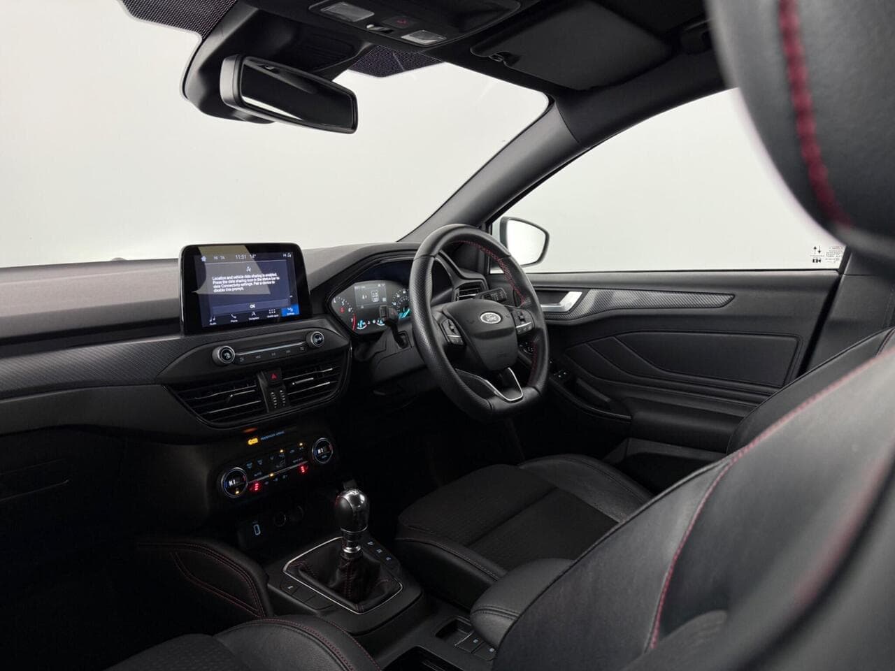 Ford Focus thumbnail Interior Front