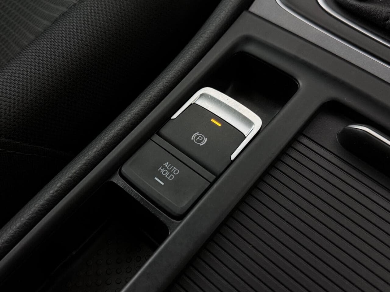 Volkswagen Golf thumbnail Misc Controls
