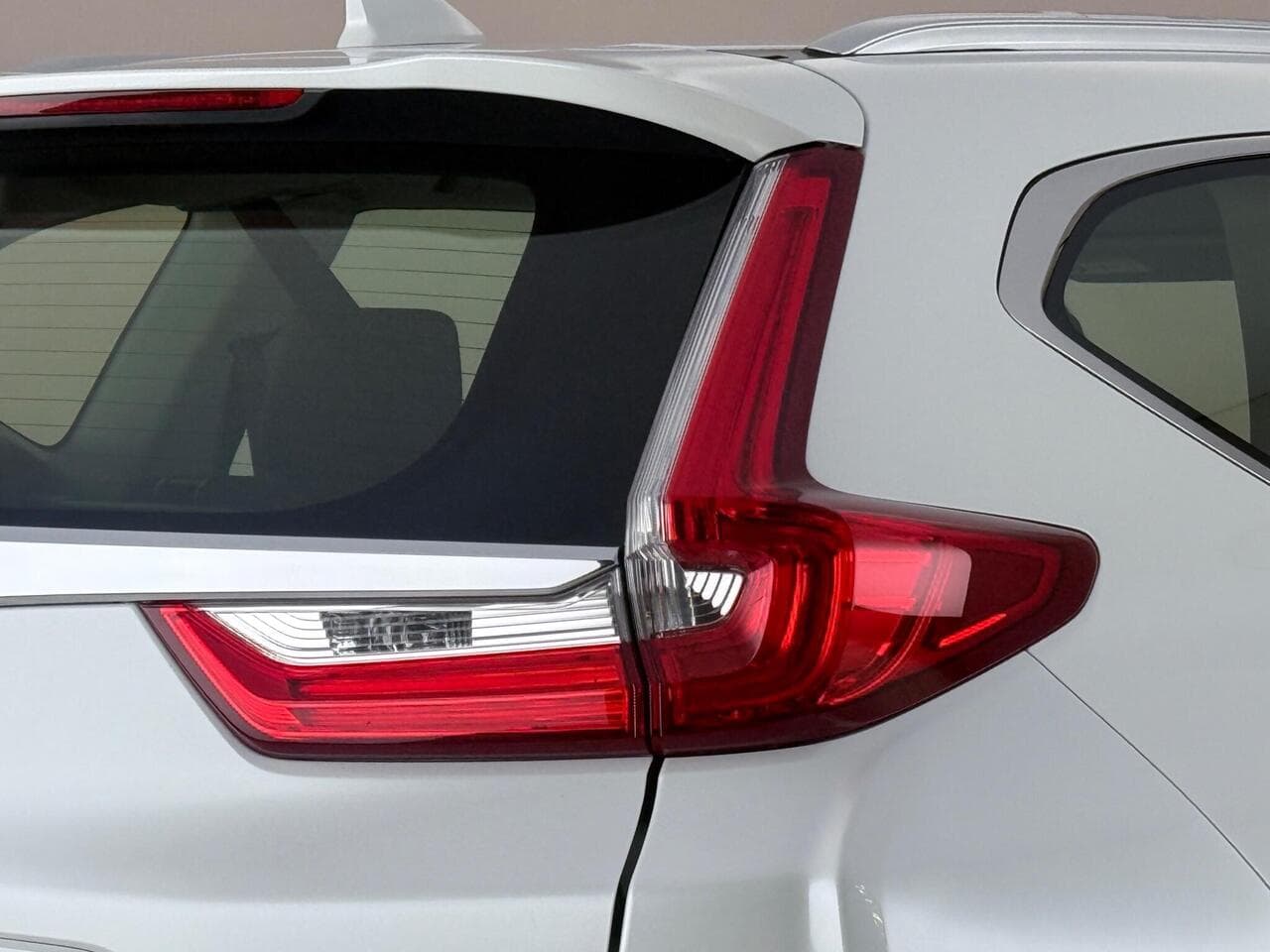 Honda CR-V thumbnail Lights Rear