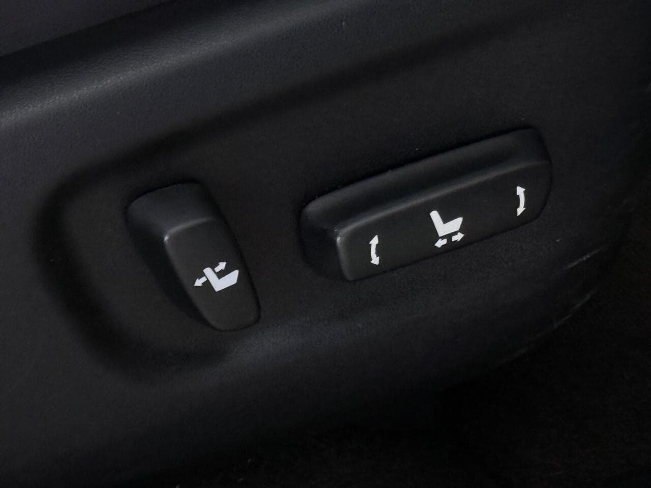 Lexus NX thumbnail Misc Controls