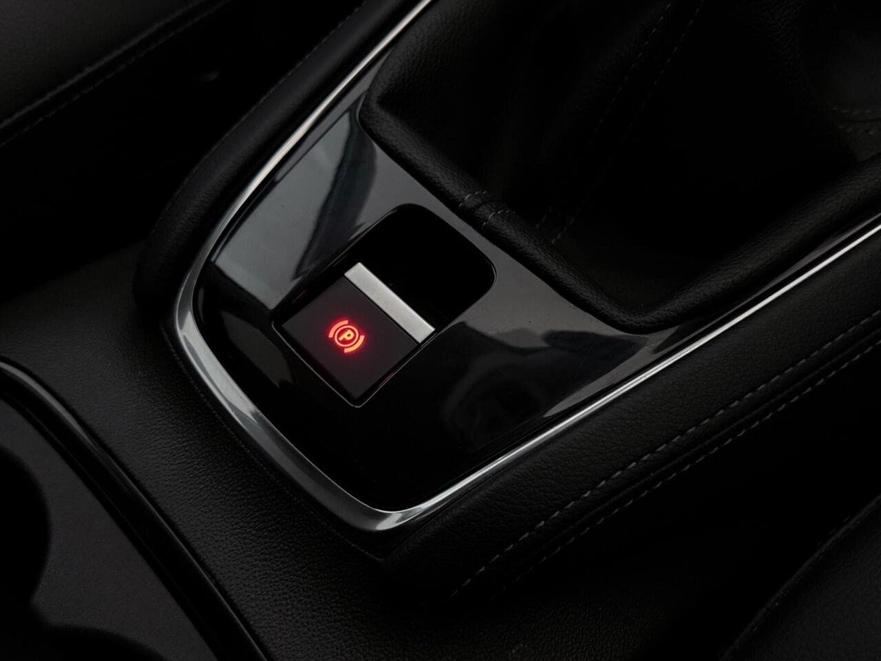 Vauxhall Grandland thumbnail Misc Controls