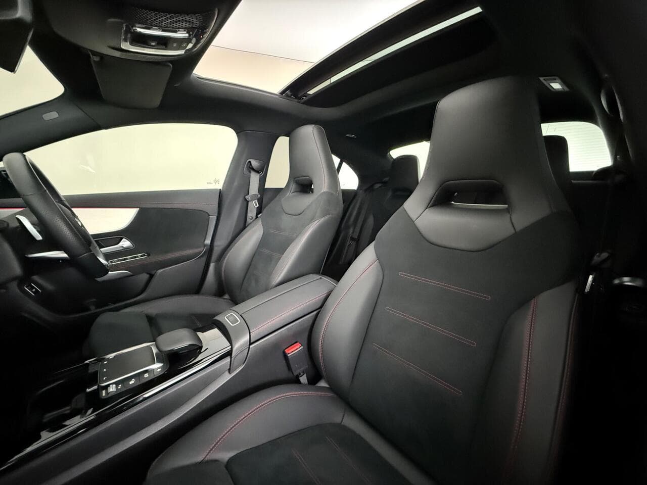 Mercedes-Benz CLA thumbnail Seat Front Passenger