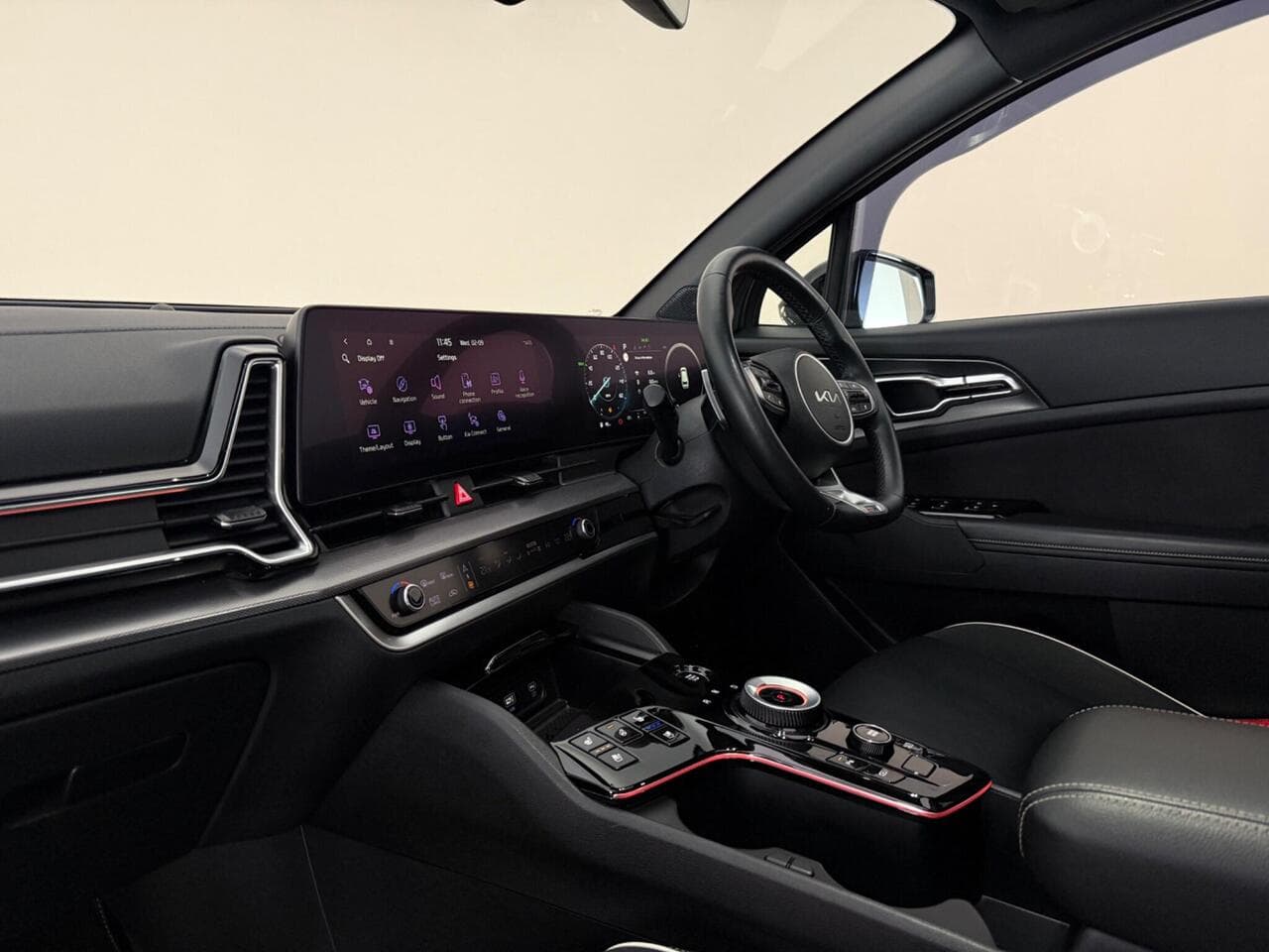 Kia Sportage thumbnail Interior Front