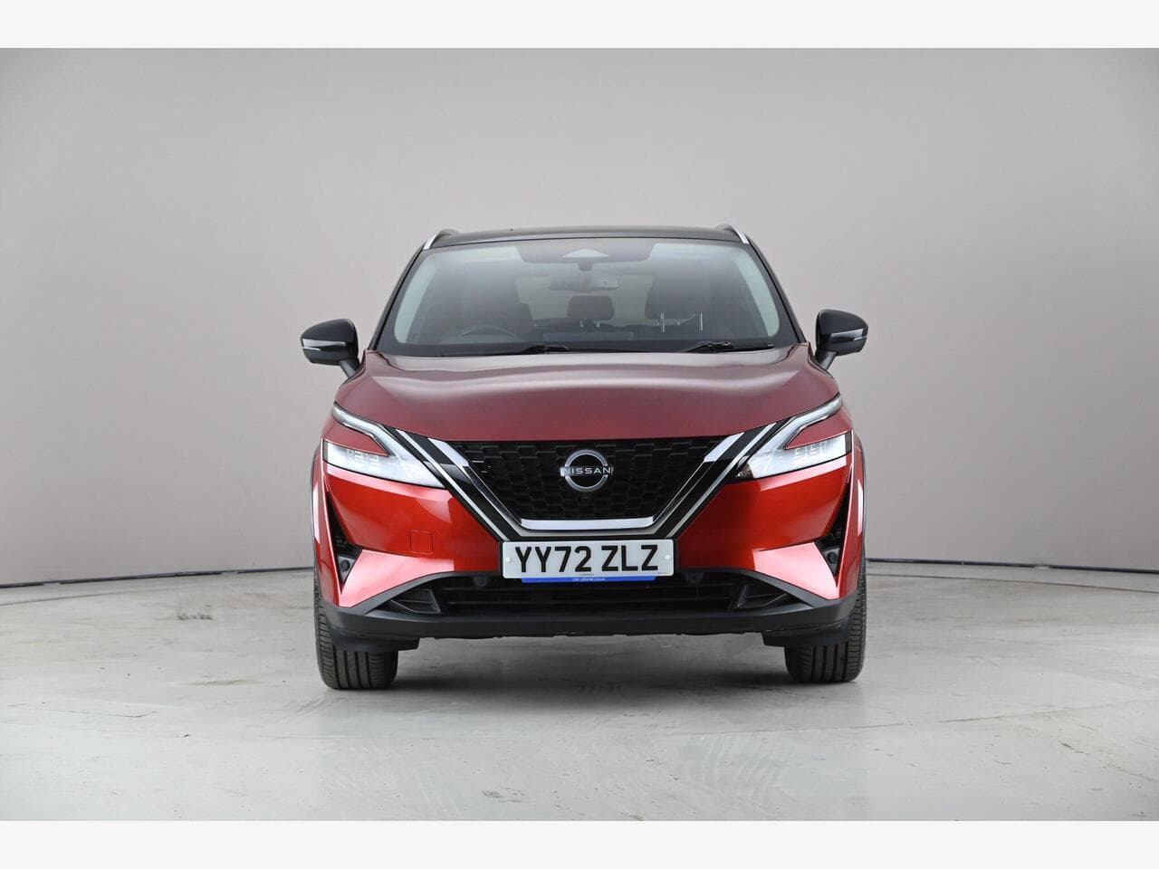 Nissan Qashqai thumbnail Front
