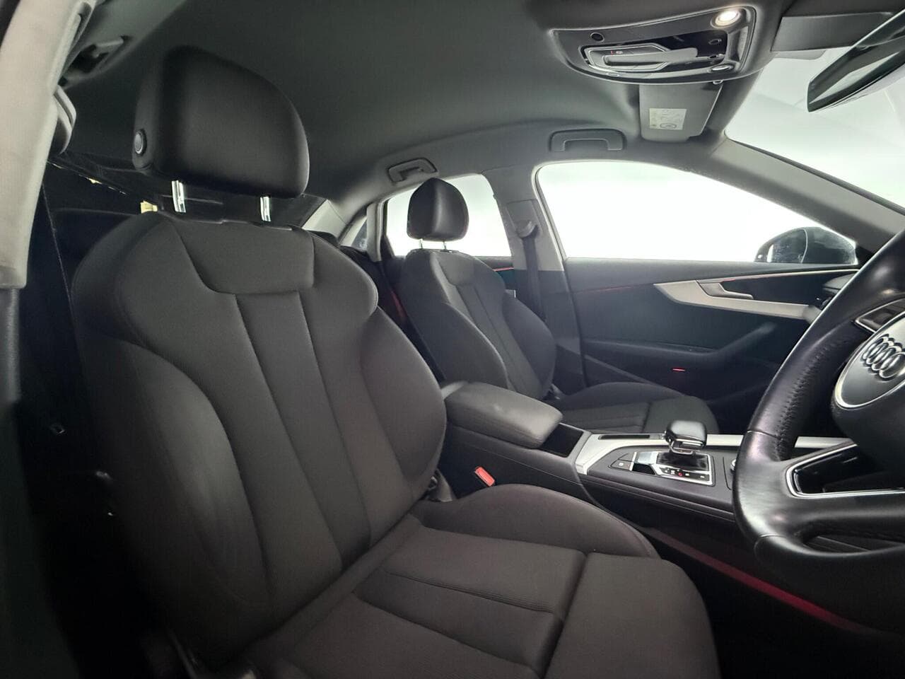 Audi A4 thumbnail Seat Driver