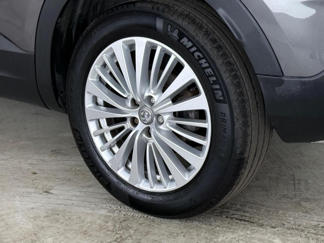 Vauxhall Grandland X thumbnail Wheel