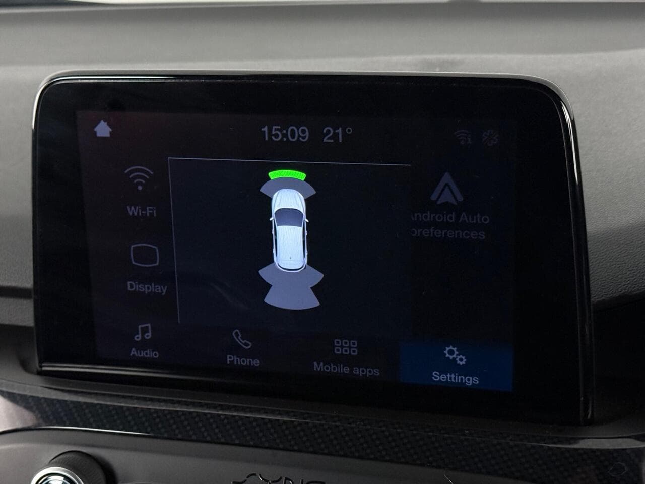 Ford Focus thumbnail Infotainment System