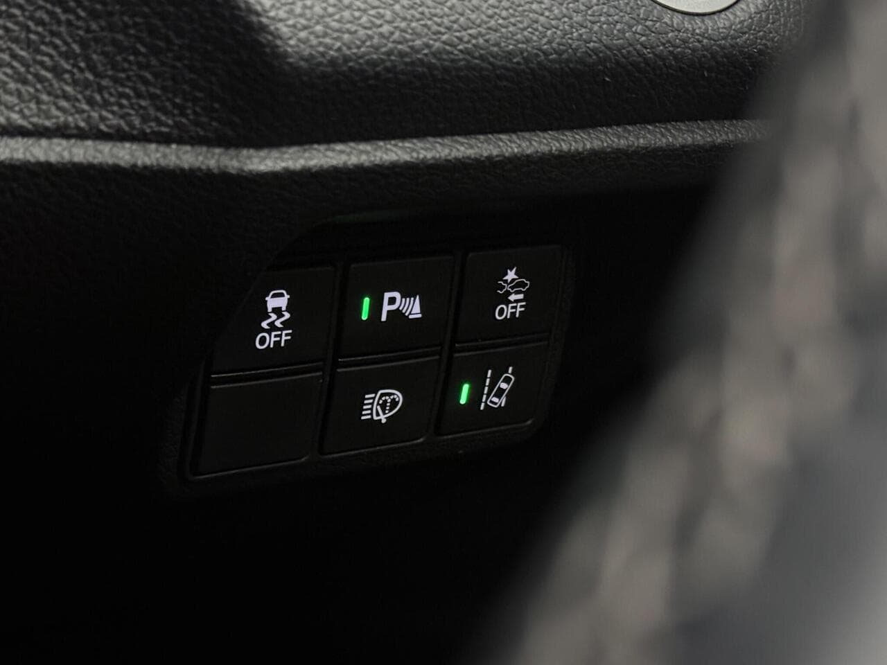 Honda Civic thumbnail Misc Controls