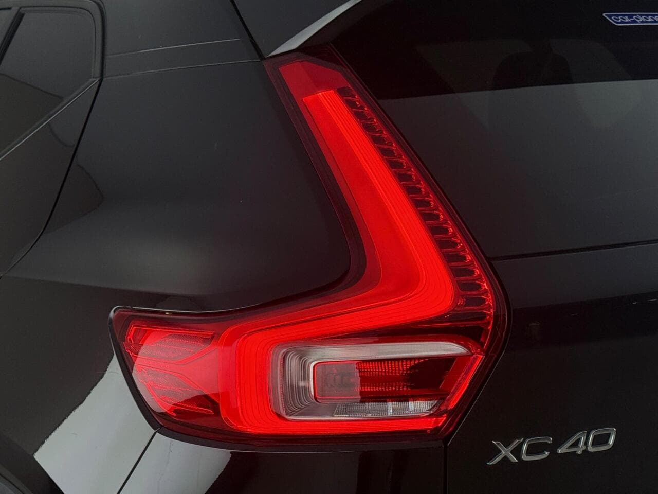 Volvo XC40 thumbnail Lights Rear