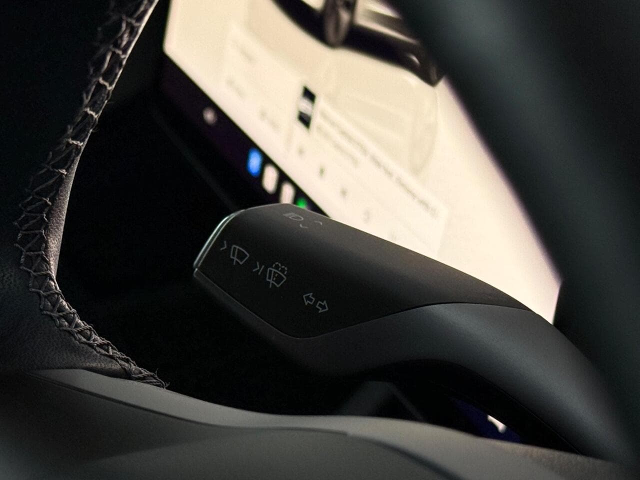 Tesla Model 3 thumbnail Misc Controls