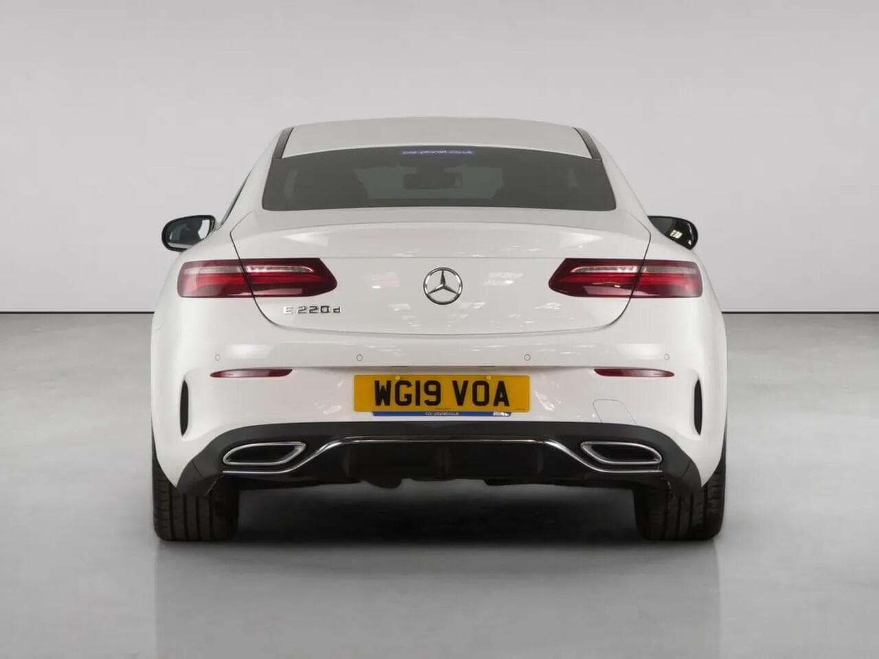 Mercedes-Benz E Class thumbnail Rear