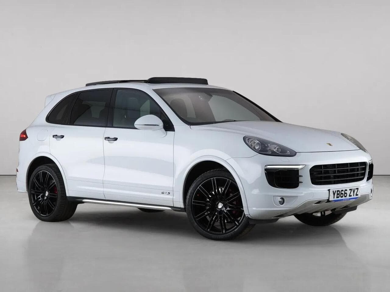 Porsche Cayenne - Porsche Cayenne 3.0 TD V6 TiptronicS 4WD Euro 6 (s/s) 5dr