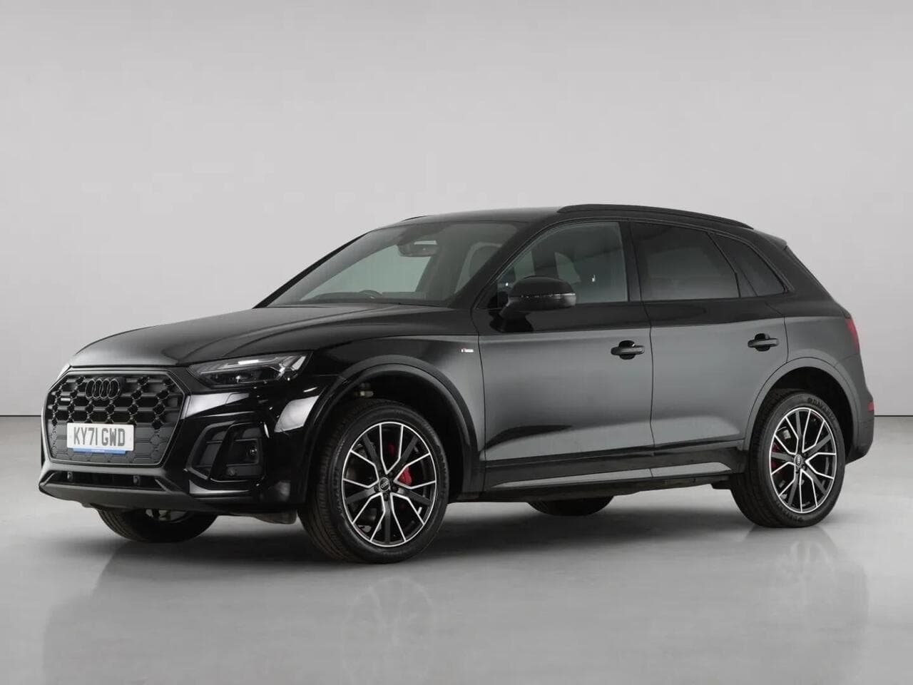 Audi Q5 thumbnail Front Left
