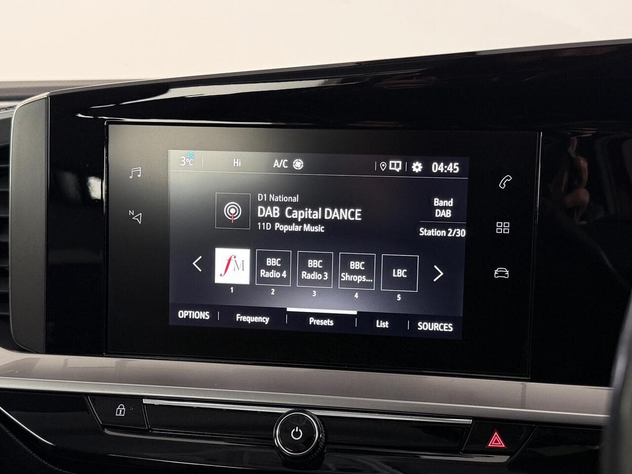 Vauxhall Mokka thumbnail Infotainment System
