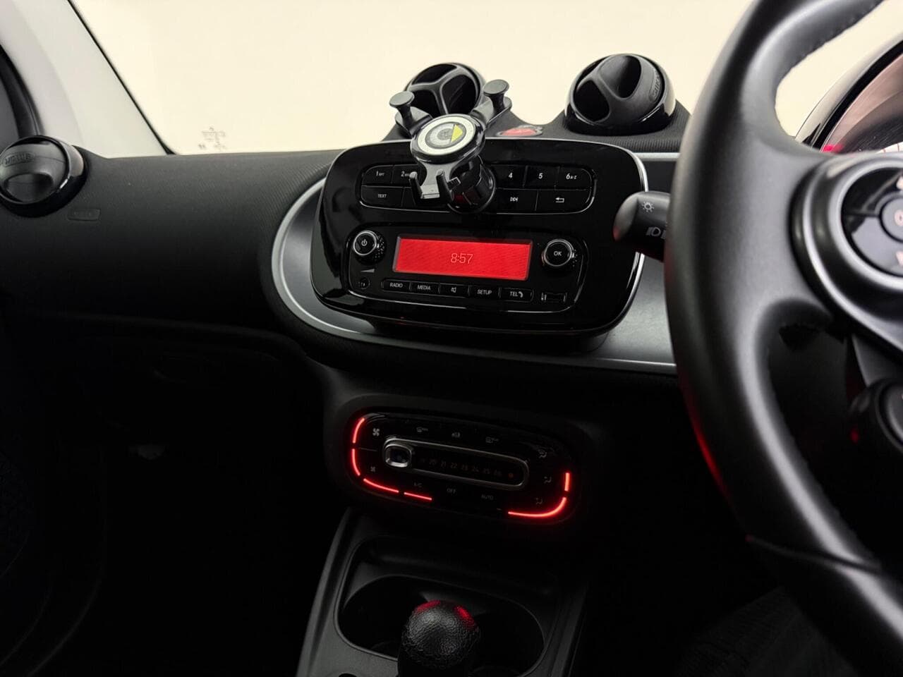 Smart fortwo thumbnail Interior Front