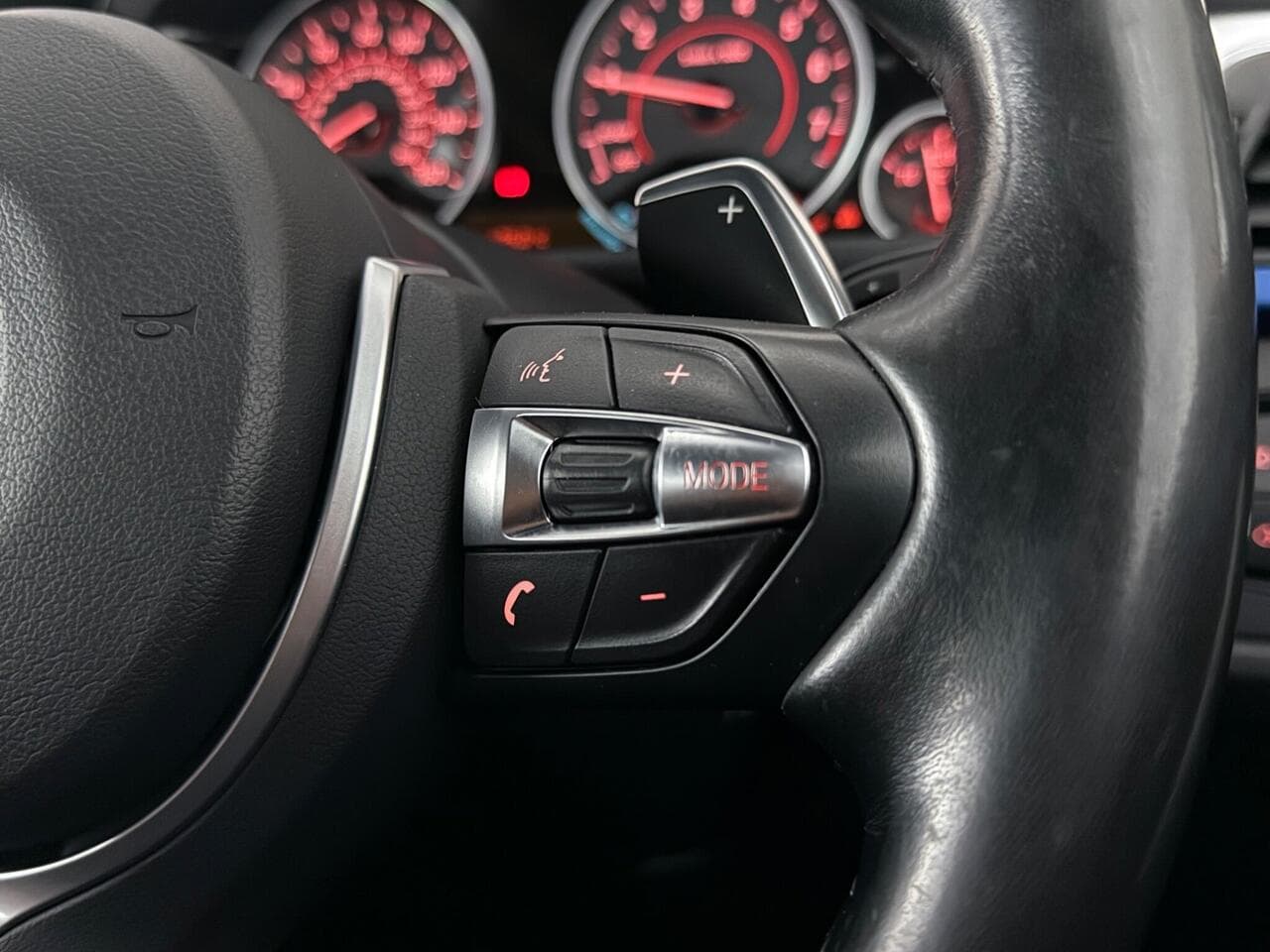 BMW 4 Series Gran Coupe thumbnail Misc Controls