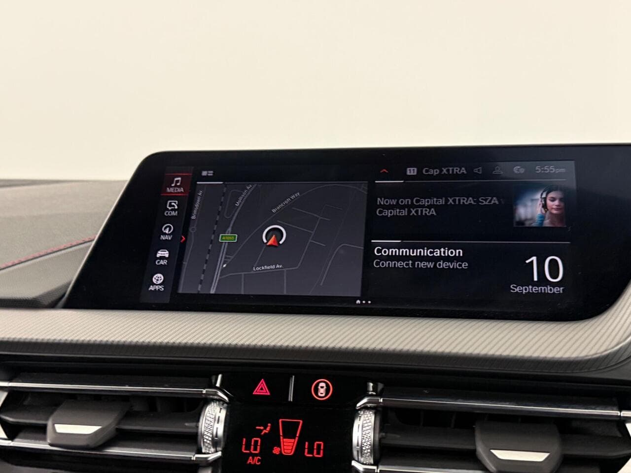 BMW 1 Series thumbnail Infotainment System