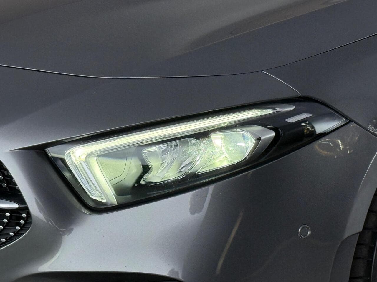 Mercedes-Benz A Class thumbnail Lights Front