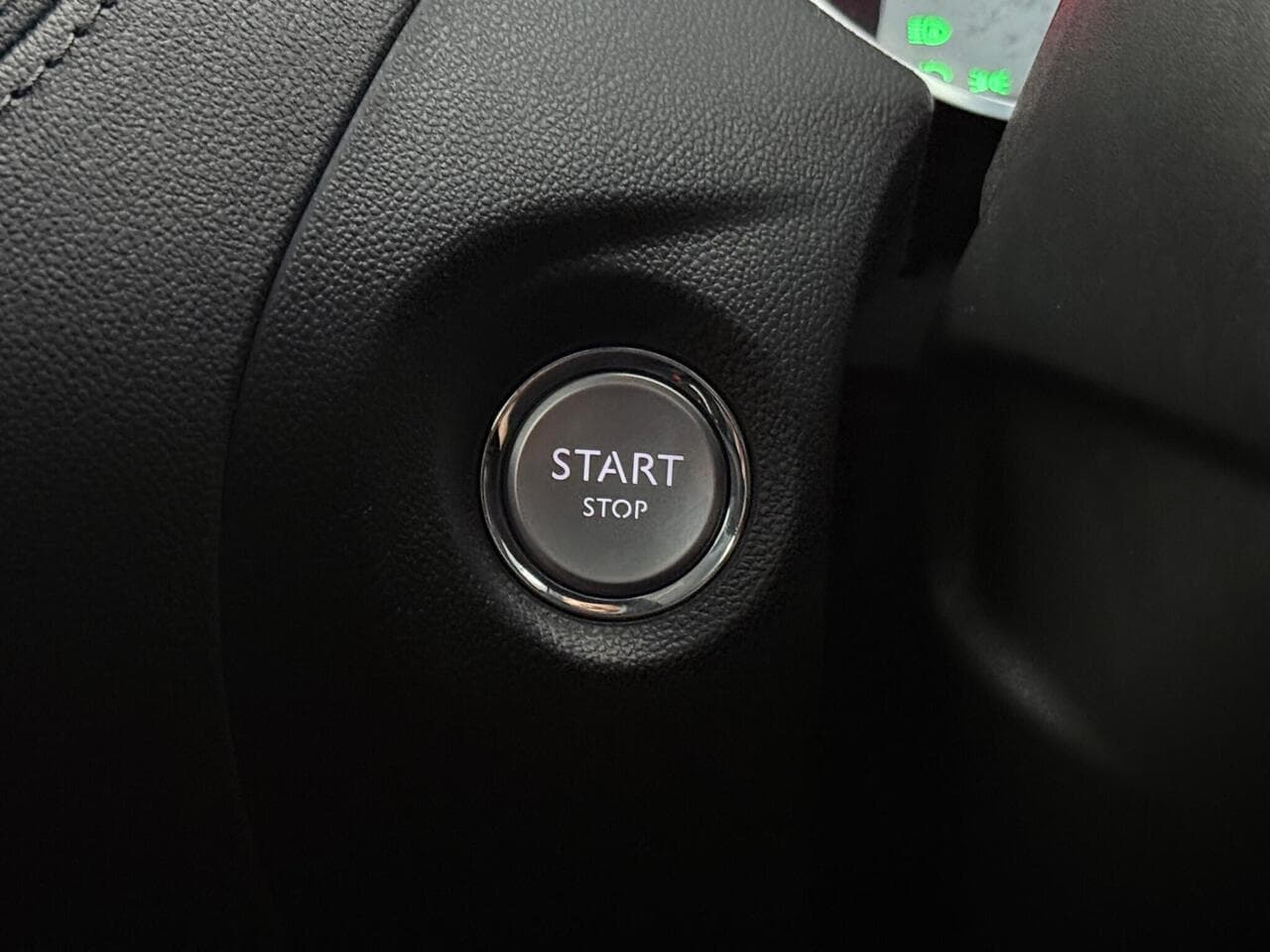Vauxhall Grandland X thumbnail Misc Controls