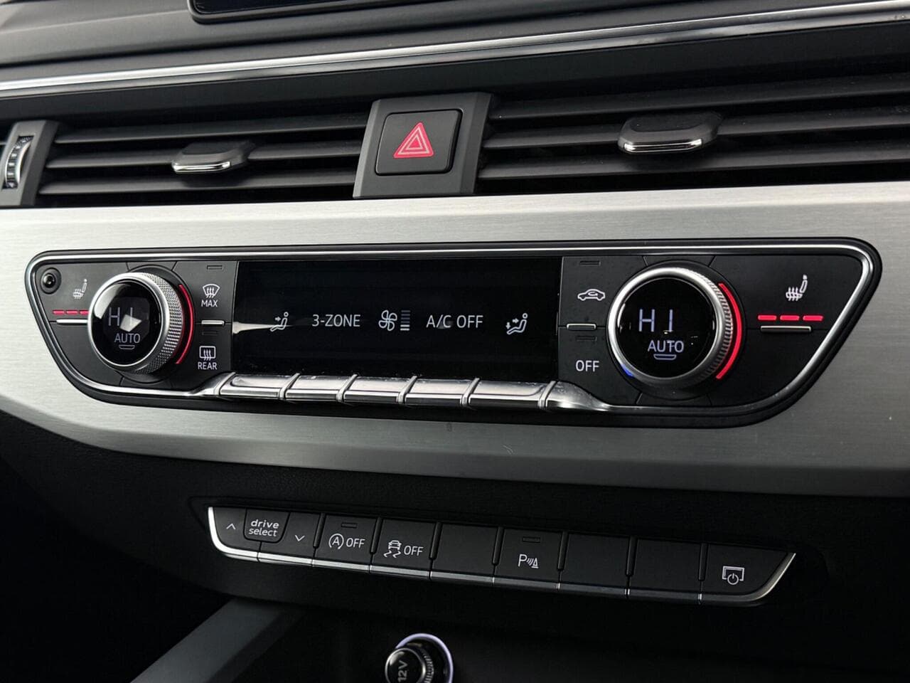 Audi A5 thumbnail Misc Controls